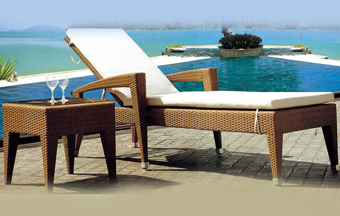 Bộ sưu tập 4 mẫu giường nằm bể bơi theo xu hướng hiện nay